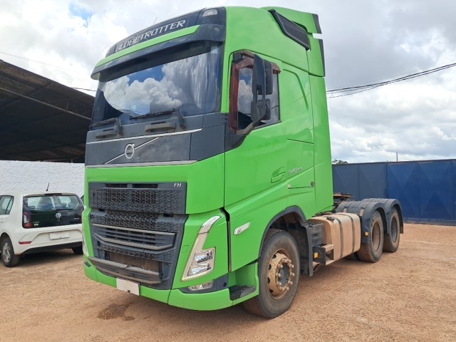  FH 540 6X4T ANO 2021/2022